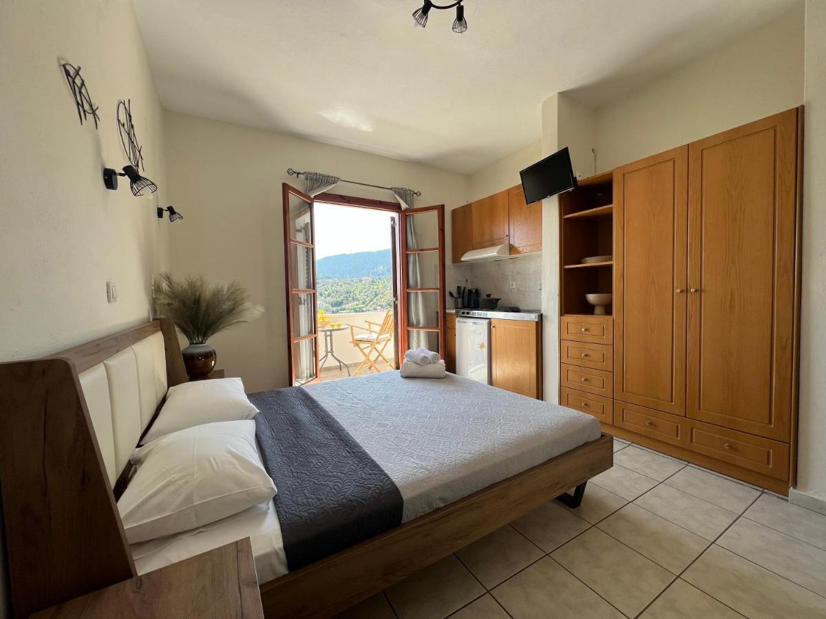 Jimmy'S Guest House Skiathos Экстерьер фото