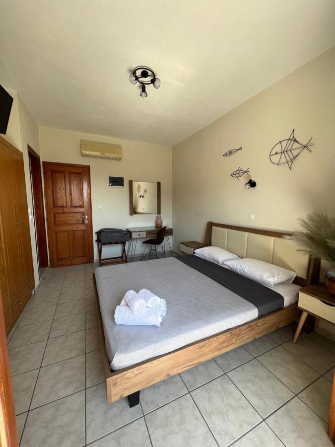 Jimmy'S Guest House Skiathos Экстерьер фото