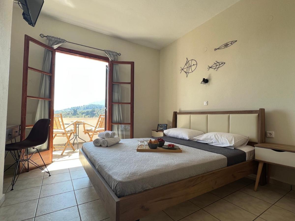 Jimmy'S Guest House Skiathos Экстерьер фото