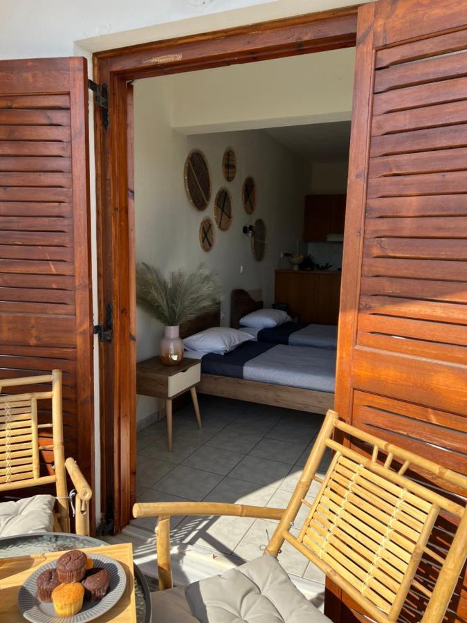 Jimmy'S Guest House Skiathos Экстерьер фото